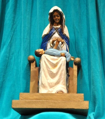 Arte Puerto Rico: 1990 Santo de Palo Virgen de Providencia - José y Neftale Negrón Foto 1 de 4