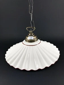 Lampadario sospensione in ottone brunito e piatto bianco ceramica terra di siena - Foto 1 di 3
