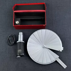 Leitz Wetzlar Leica Camera Synchronblitzer w/ Foldable Flash for Leica M Camera - Picture 1 of 24