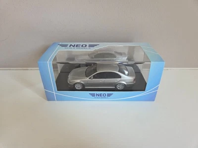 NEO 1/43 BMW M5 (E39) - Argento - 2002 - 49583 - Immagine 1 di 4