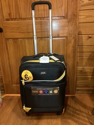 NUEVA Maleta Lucas 6.3 Lbs Ultra Ligera Escape Collection Negra, Ampliable  Foto 1 de 4