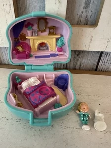 Vintage Polly Pocket Bluebird 1993 Cuddly Kitty Compacto - Desfile de mascotas con muñeca - Imagen 1 de 6