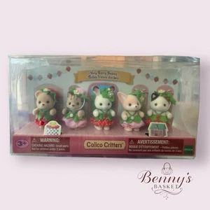 Calico Critters Sylvanian Families Baby Erdbeere sehr beere Set versiegelt USA - Bild 1 von 2