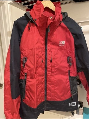 Chaqueta Mochila Junya Watanabe x Karrimor Tech Rara SS09 Roja Mediana Comme Garçon Foto 1 de 4