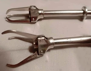 2 Horsd'oeuvres, oliv, Pickle GRABBER-FORK bearbeitbare Federherkule, Germany - Bild 1 von 3