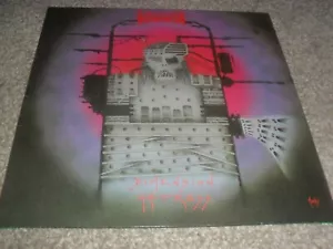 VOIVOD -DIMENSION HATROSS- AWESOME MEGA RARE FIRST PRESS LP VINYL 1988 SLAYER - Picture 1 of 4