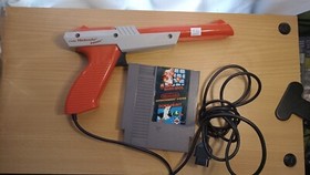 Zapper Light Gun Controller NES + Super Mario Bros. Duck Hunt Nintendo