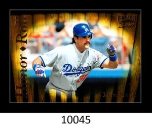 1-1996 PINNACLE ZENITH HONOR ROLL MIKE PIAZZA DODGERS CARD#138