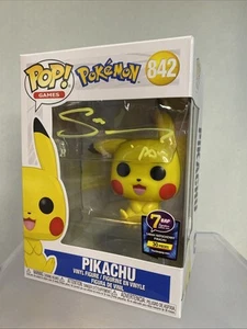Sarah Natochenny Pokemon Pikachu #842 Signed Funko Pop JSA Certified Autograph - Bild 1 von 7