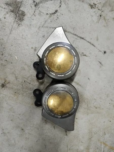 1985 85 YAMAHA XV1000 XV1000 VIRAGO LOW & HIGH TONE HORNS SET - Picture 1 of 3