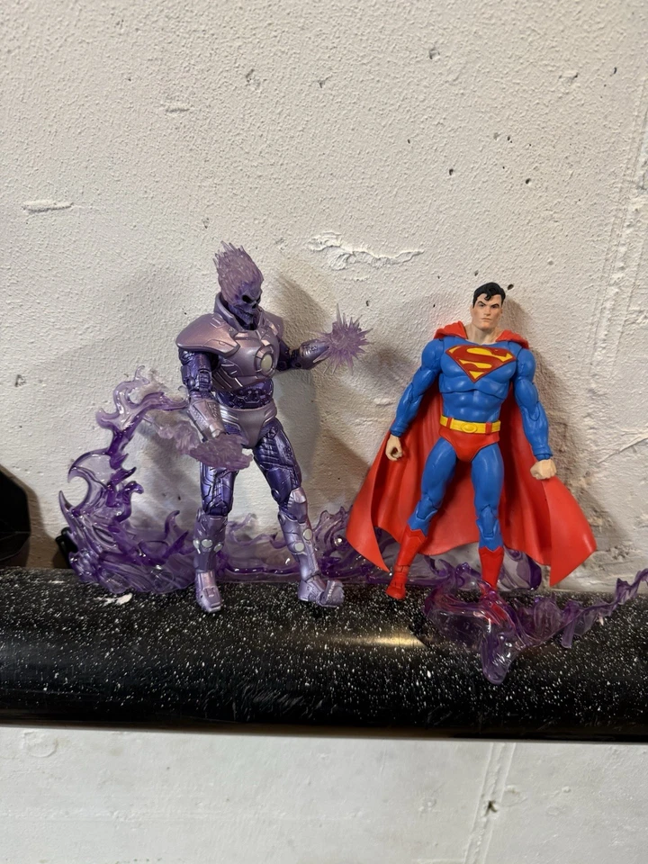 McFarlane DC Multiverse Atomic Skull vs Superman paquete de 2 Foto 1 de 1
