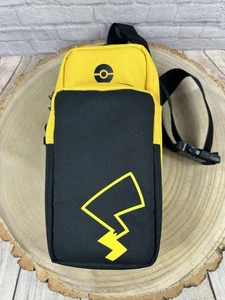 Pokemon Pikachu Nintendo Switch Travel Crossbody Case Sling Bag Schwarz Gelb - Bild 1 von 10