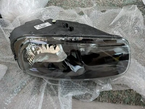 Faro proiettore anteriore destro lato CITROEN C4 Cactus 2016 - Foto 1 di 14