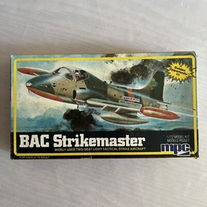 ROYAL SAUDI AIR FORCE BAC STRIKMASTER MODELL FIGHTER JET VON MPC MASSSTAB 1/72 - Bild 1 von 12
