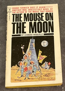 THE MOUSE ON THE MOON LEONARD WIBBERLEY JULY 1963 BANTAM PAPERBACK EDITION - Picture 1 of 10