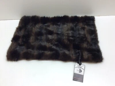 Funda de almohada de piel de visón Montague & Capulet 21" x 13" Foto 1 de 4