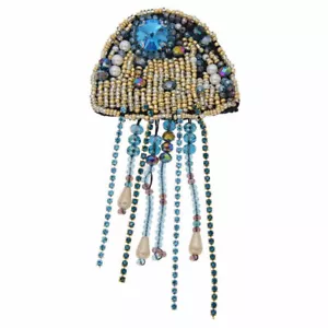 Rinestone Beaded Patches Sew On Jellyfish Applique Badges Clothing T-shirt Decor - Picture 1 of 7