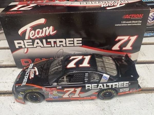 Action Dave Marcis #71 Team Realtree 2000 Monte Carlo 1:24 Scale - Picture 1 of 1