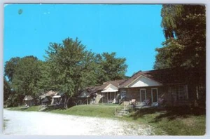 1990 CAROLINA COUNTY INN MOTEL BURNSVILLE NC MAIN STREET VINTAGE POSTCARD - Picture 1 of 2