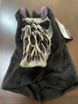 Adult Zagone Studios Hand Made “Predator” Halloween Mask M5019 - Image 1 of 4