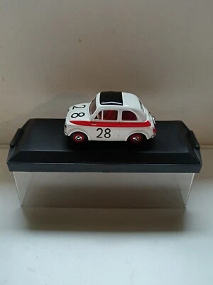 Fiat 500 Sport #28 Hockenheim 1958 Vitesse 1/43 - Photo 1/4