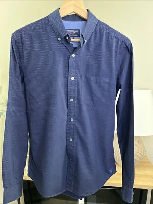 Camisa American Eagle para hombre, LS, abotonada, XS, 100 % algodón, bolsillo, azul marino Foto 1 de 4