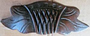 ANTIGUO TIRADOR DE CAJÓN DE MADERA DURA TALLADA 5 15/16"x2 1/8", USADO SALVAMENTO - Imagen 1 de 2