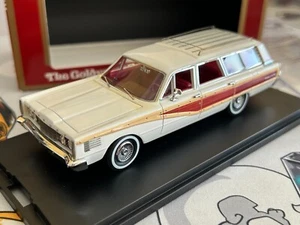 Modellino auto in resina Golldvarg 1/43 1965 Mercury Colonial Park Station - Foto 1 di 10