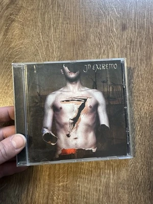 7 von In Extremo (2003) - Bild 1 von 2