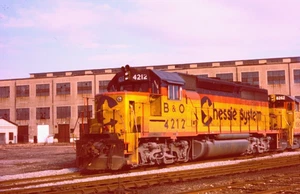 ORIGINAL KODACHROME SLIDE CHESSIE SYSTEM GP40-2 #4212 PORTSMOUTH, VA JAN. 1984 - Picture 1 of 1