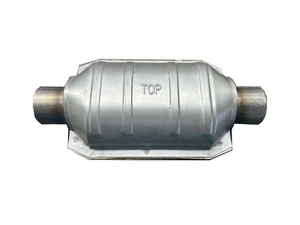Convertidor catalítico universal Magnaflow 2 pulgadas entrada/salida T2 trasero - Imagen 1 de 12