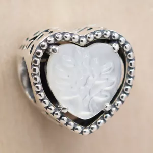 New Authentic Pandora Charm Openwork Heart & Family Tree 799413C01 W Suede Pouch - Picture 1 of 5