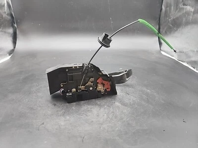 93K 2004-2005 AUDI A4 S4 CONV FRONT R1-456 RIGHT SIDE DOOR LOCK LATCH ACTUATOR - Image 1 of 4