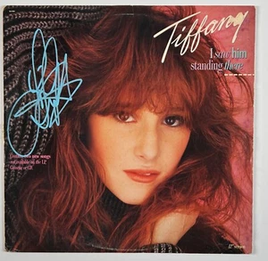 Tiffany JSA Signed Autograph Record Vinyl I Saw Him Standing There - Bild 1 von 3