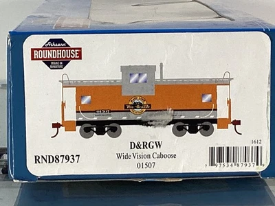 Athearn / Roundhouse HO Rio Grande RTR Offset Wide Vision Caboose #01507 LN/Box - Image 1 of 3