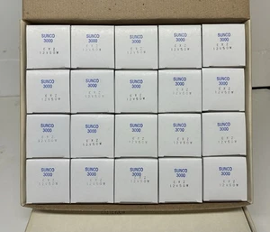 Paquete de 40 SUNCO 3000 EXZ 12 voltios 50 vatios NUEVO - Imagen 1 de 6