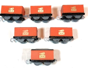 Thomas The Train Trackmaster Cars - Lote de 6 vagones de correo naranja - Imagen 1 de 1