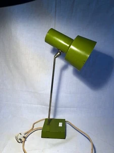 Alte Tisch-Lampe Space Age Schreibtisch-Lampe 60er/70er grün shabby Werkstatt - Bild 1 von 12