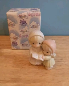 Sugar Town Aunt Ruth & Aunt Dorothy Caroling 1992 Enesco Figurine 529486 - Picture 1 of 3