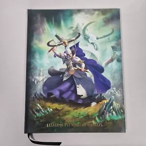 Warhammer Age Of Sigmar Lumineth Realm-Lords libro copertina rigida 2020 Games Workshop - Foto 1 di 3