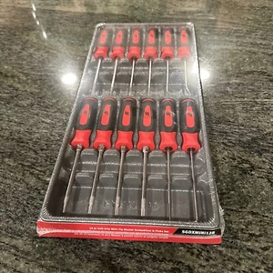 Snap On sgdxmini12r  12 pc mini pic, screwdriver & torx set red sealed - Picture 1 of 5