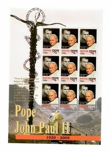 Bhutan 2005 - Papst Johannes Paul II. - Blatt mit 9 Briefmarken - Scott #1404 - postfrisch - Bild 1 von 2