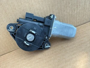 721127. Honda Accord 2003-2007 Sun Roof Sunroof Motor OEM 70450-S7S-A001 - Picture 1 of 8