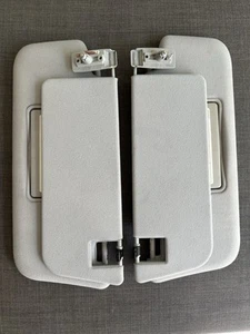 Set Of2 Sun Visor 2003-2009 Mercedes E320 E350 E500 E550 E55 E63 AMG Gray OEM - Picture 1 of 15