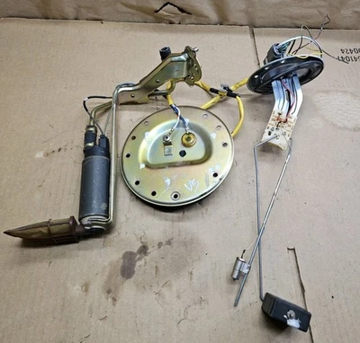 Датчик уровня топливного насоса 95-97 Lexus SC400 SC300 OEM TEST 77203-24020 - Изображение 1 из 4