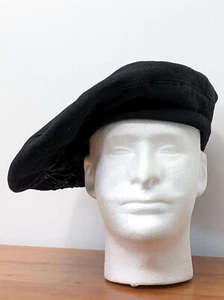 Cappello berretto lana nero perline a mano vintage trendy - Foto 1 di 7