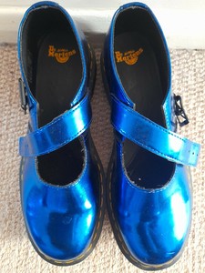 dr martens mary janes patent