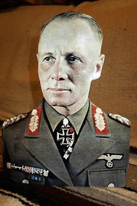 Generale Erwin Rommel tedesco seconda guerra mondiale figure espositore da tavolo 10,5" - Foto 1 di 2