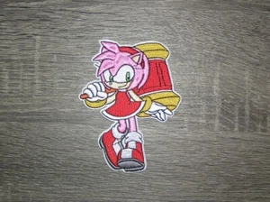 Amy Rose Personaje Juego Sónico Bordado Hierro En Parche 3.25" x 4.25" - Imagen 1 de 2