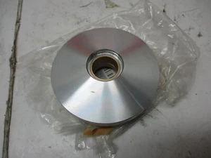 GENUINE NEW KAWASAKI KFX80 MOVABLE SHEAVE 2003-2006 - Imagen 1 de 3